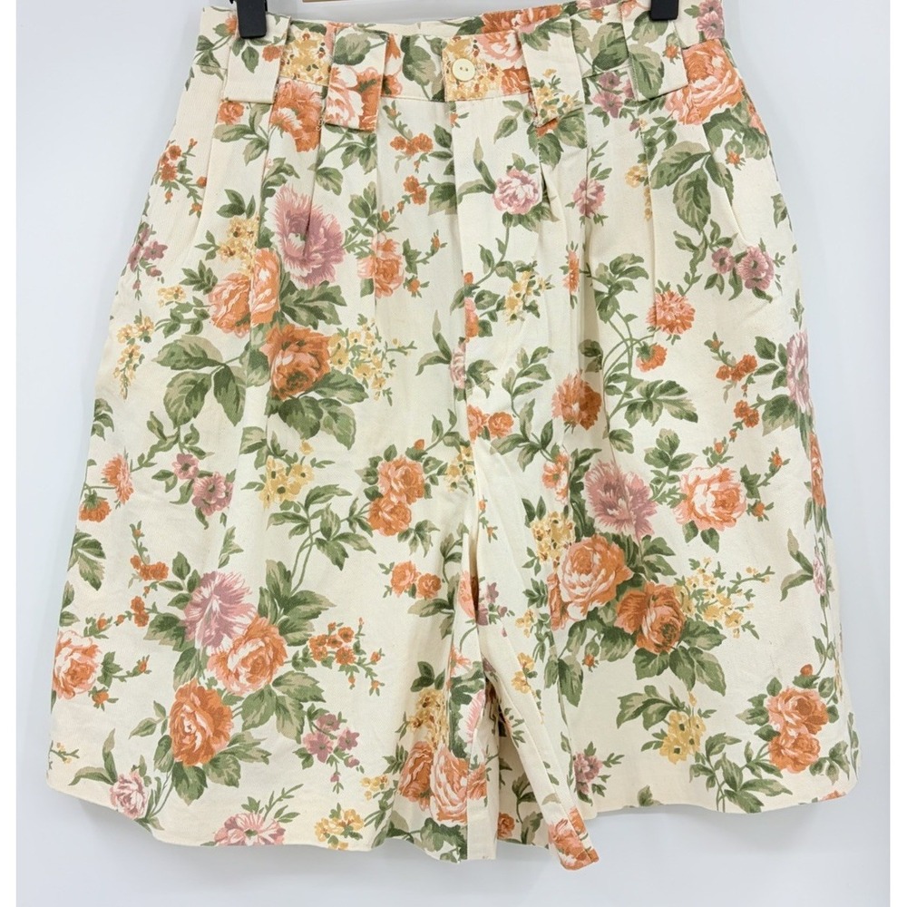 Vintage San Moire Pleated High Rise Floral Shorts Size 10 Cottagecore Cotton